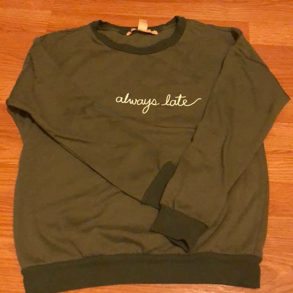 Sweater - Picture 1 of 3